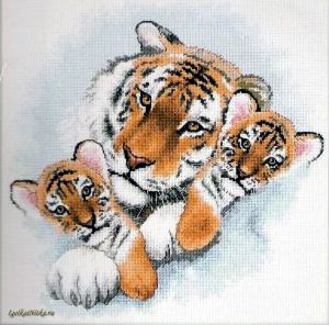 Siberian Snuggle Tigers 13695 / Уссурийские тигры