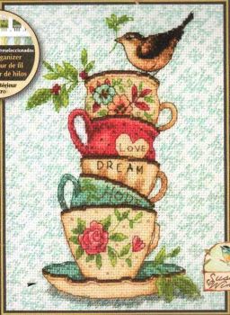 Stacked Tea Cups 70-65171 / Чайные чашечки