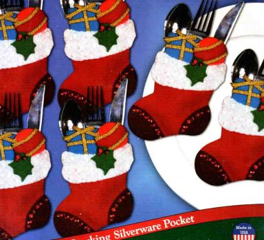 Stockings With Gifts Silverware Pockets 5371 / Карманы  в виде сапожочков с подарками для сервировки стола