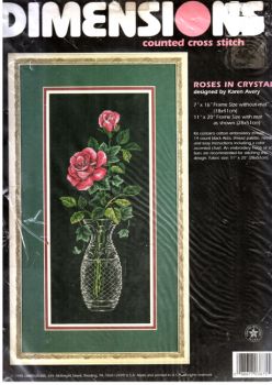 Roses in Crystal 3875 / Розы в хрустальной вазе