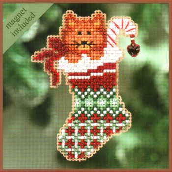 Kittys Stocking MH18-0301 / Котёнок в носке (магнит)