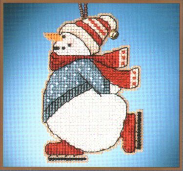 Skating Snowman MH16-2133 / Снеговик на коньках