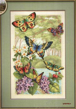 Butterfly Forest  35223 / Лес бабочек