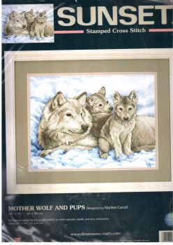 Mother Wolf and Pups 131300 / Волчица и Волчата