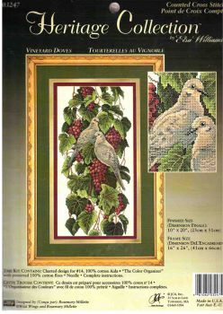Vineyard Doves 03247 / Голуби На Винограднике