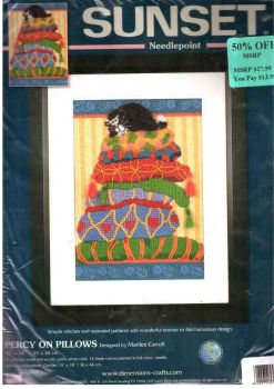 Percy on Pillows 12168 / Перс на подушках